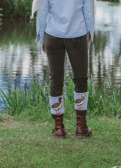 OUTLET: Pond Side Walkers